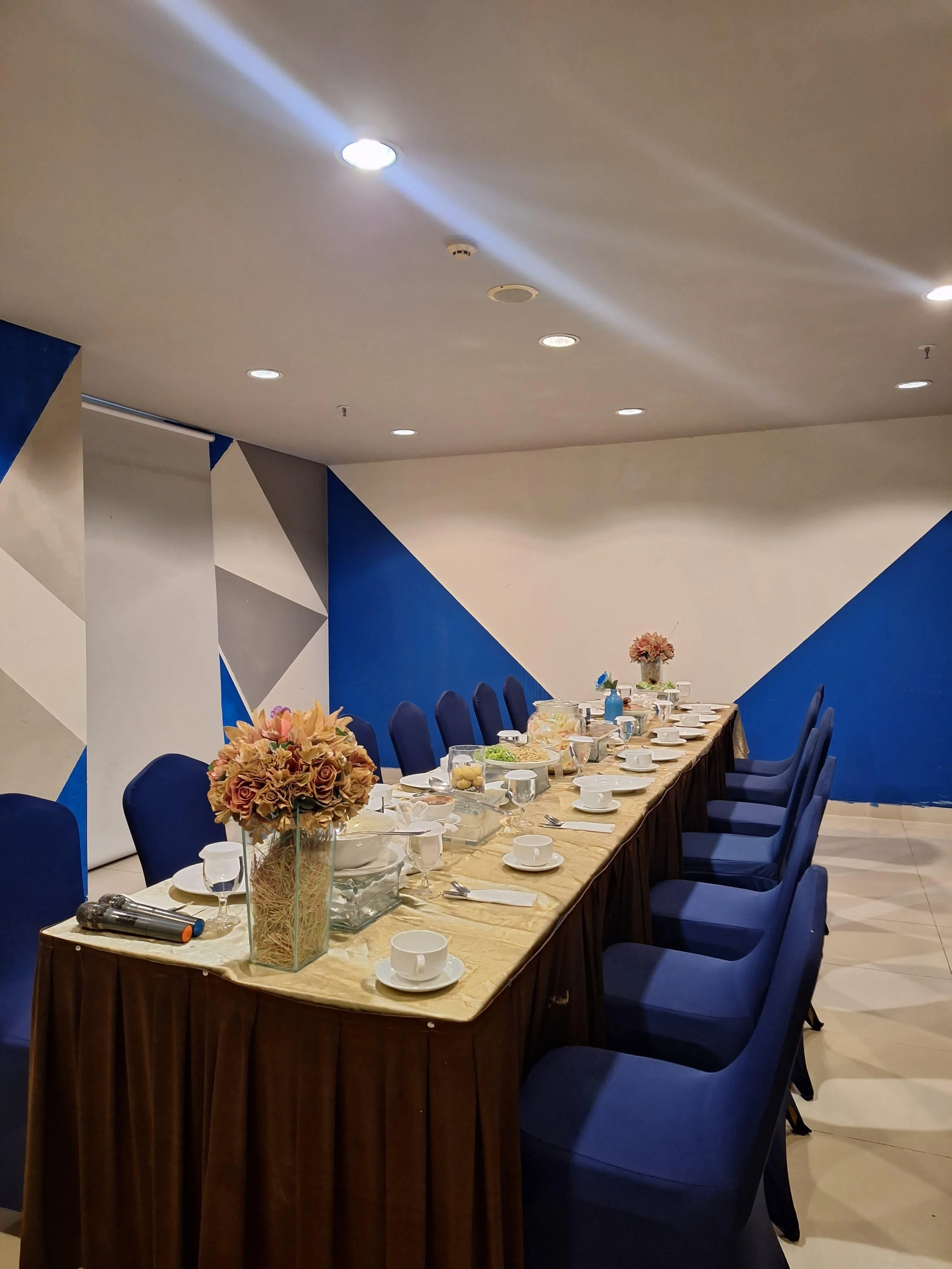 Layout Rapat Kelas Terbuka